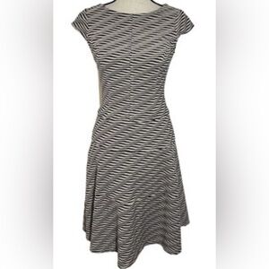 Anne Klein midi dress. Women’s size 14‎